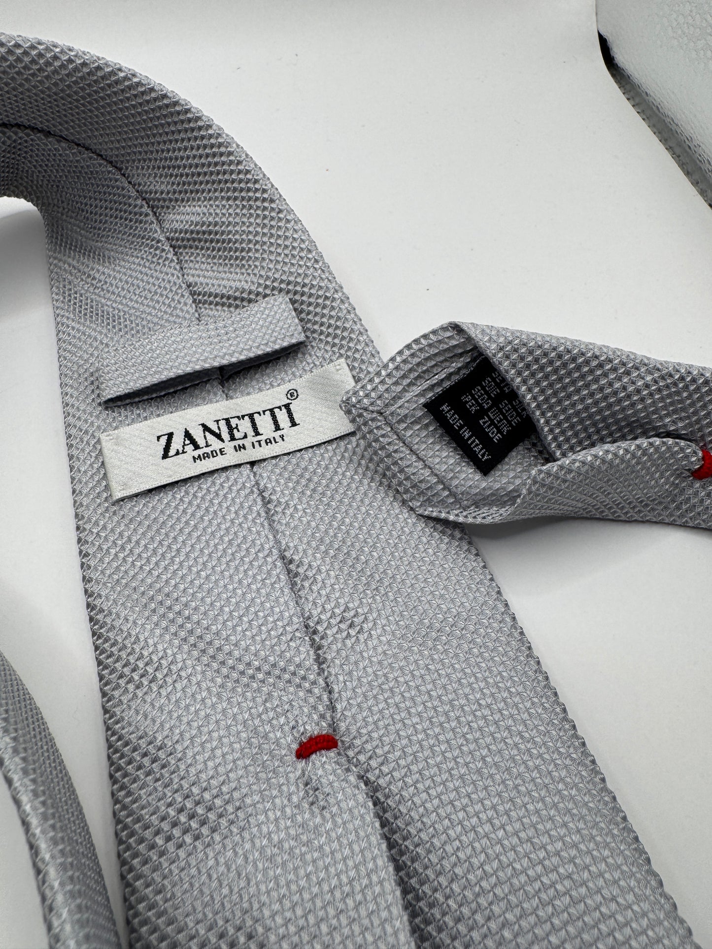Vintage Zanetti Italian Silk Tie – Silver, 58” x 3.25”, Made in Italy