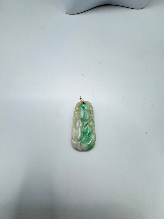 19th Century Chinese Jade Botanical Pendant with 22K Gold Loop – Excellent Condition