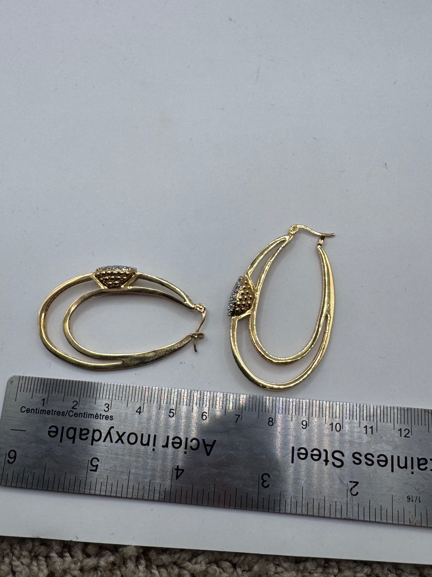 SETA Large 1.25 TCW Cubic Zirconia Double Oval Hoop Earrings, 14k Gold-Plated – Excellent Condition