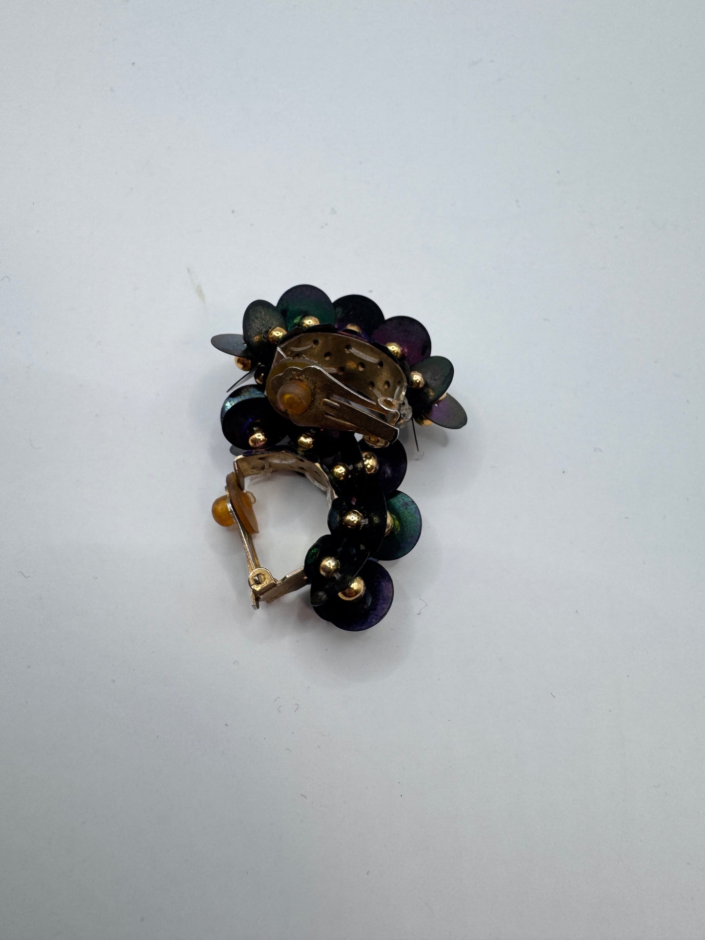 Vintage 80s Clip-On Earrings – Bold Retro Fashion