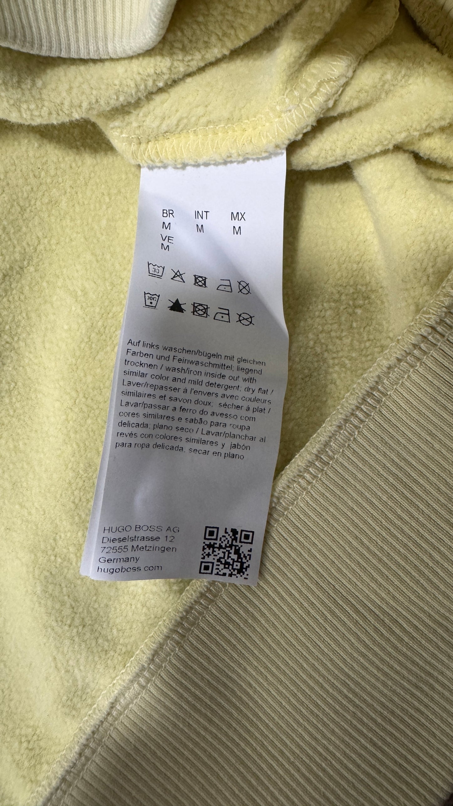 HUGO (Hugo Boss) Men’s Hoodie – Size M, Cream, Utility Pocket Detail