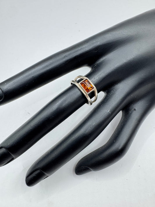 Sterling Silver Rectangular Amber Open Band Ring Size 6