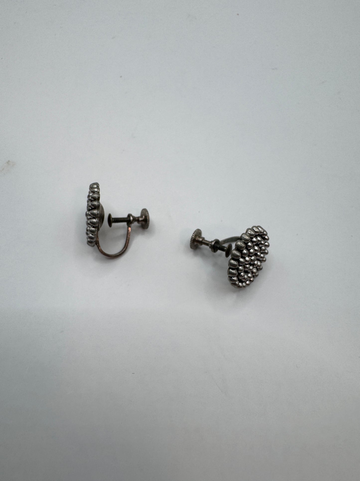 Vintage Silver-Tone Clip Earrings – Timeless Minimalist Design