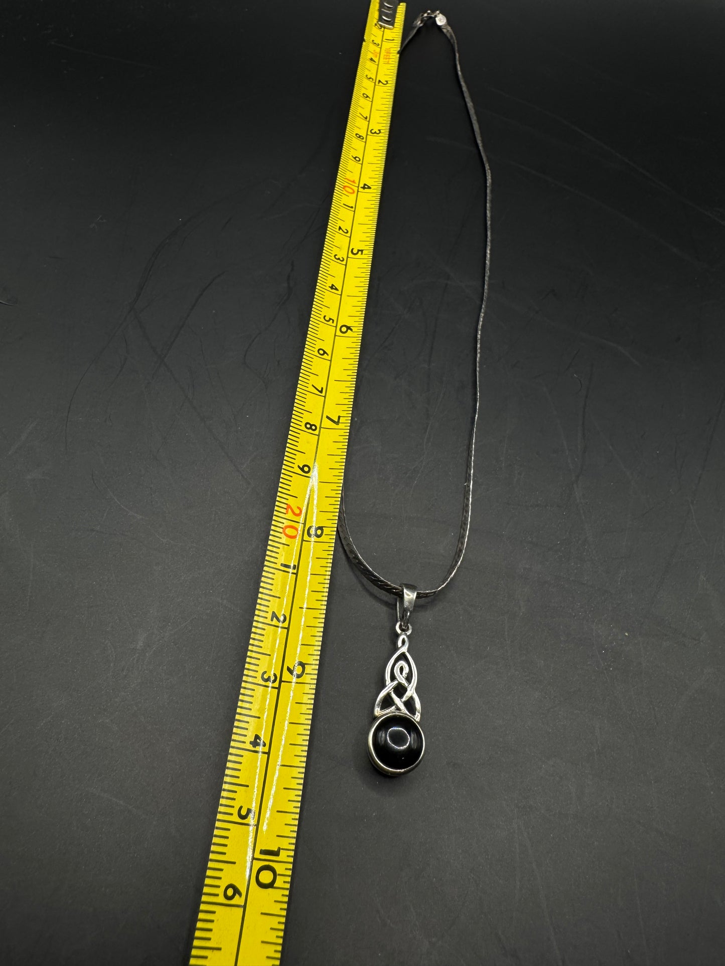 Sterling Silver Necklace with Onyx Pendant – 17”