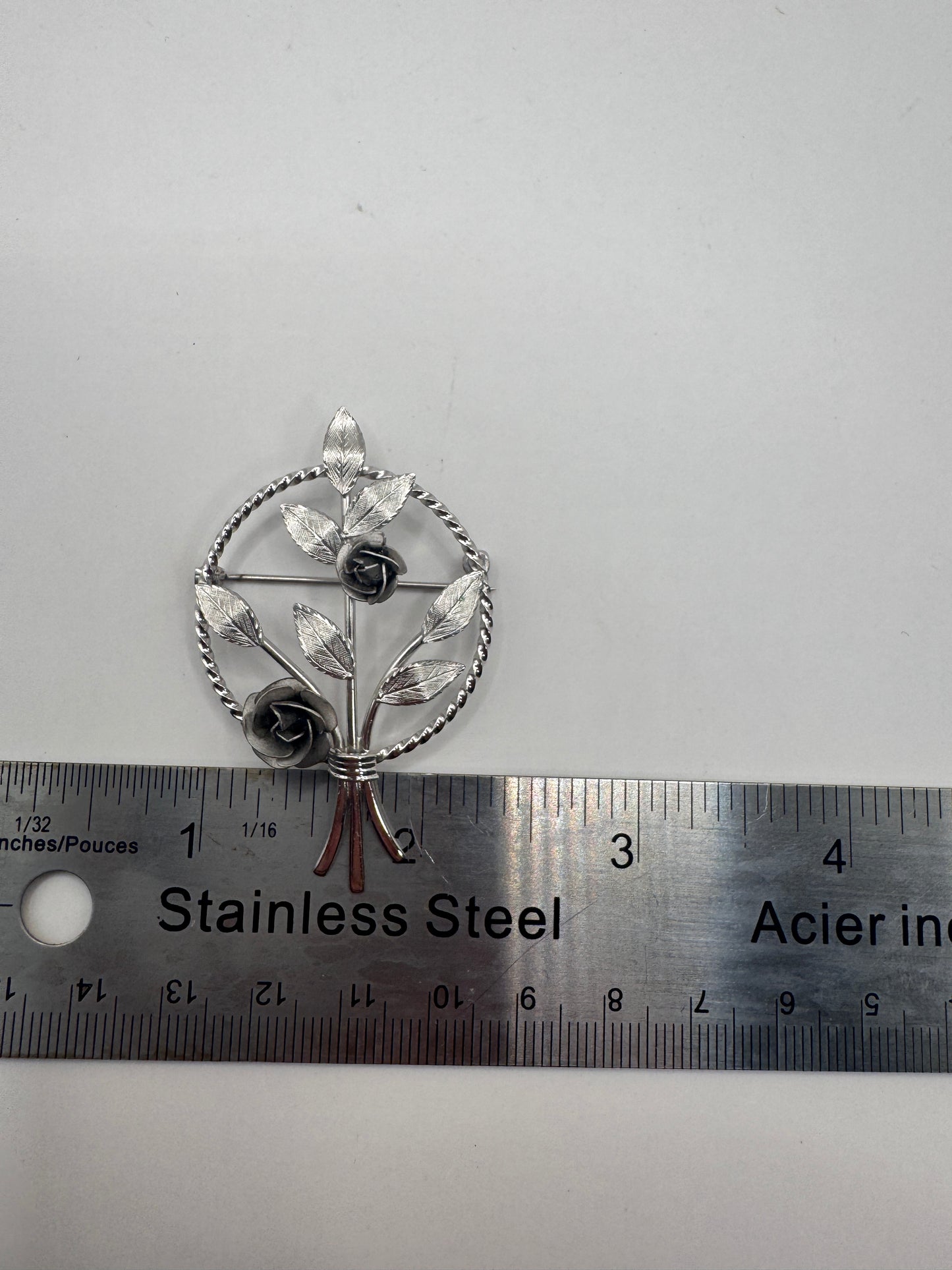 Fine Sterling Silver BOND BOYD Circular Floral Pin Brooch