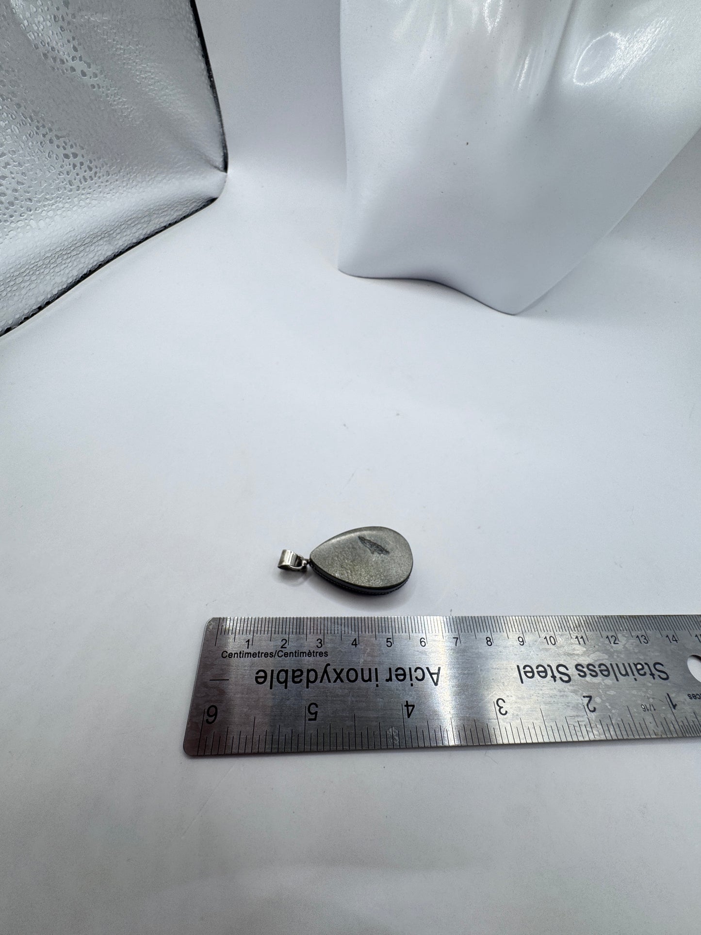 Vintage Sterling Silver Teardrop Gold Sheen Obsidian Pendant – Excellent Condition