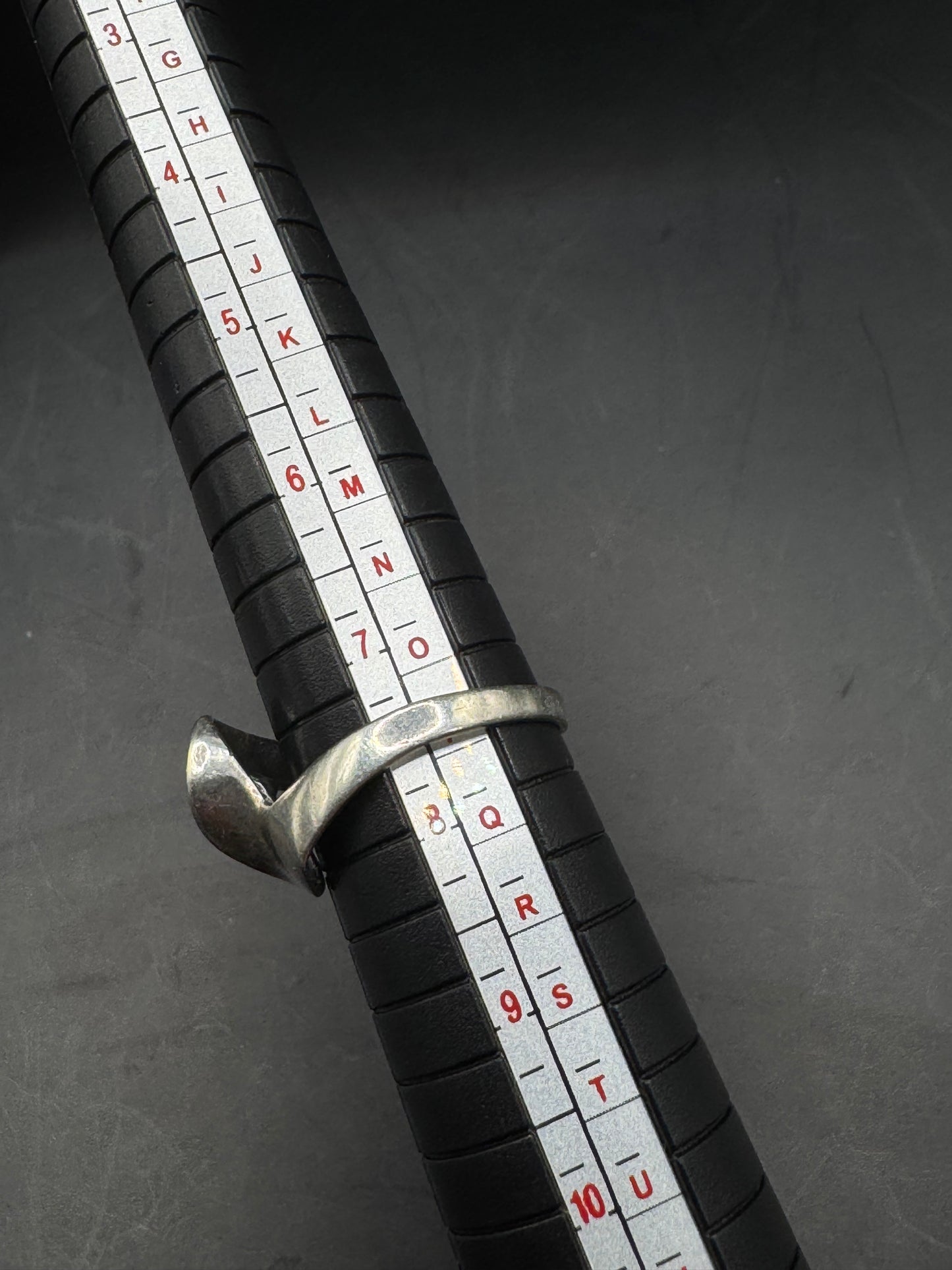 Sterling Silver 925 Wave Ring – Size 7.5