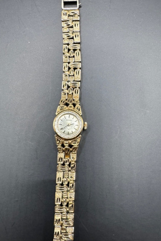 1976 Seiko Gold Tone Mechanical Ladies Watch β Vintage Textured Bracelet Timepiece