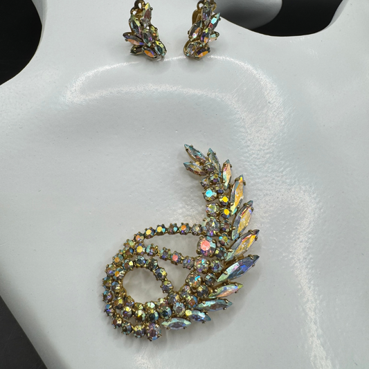 vintage sherman brooch signed