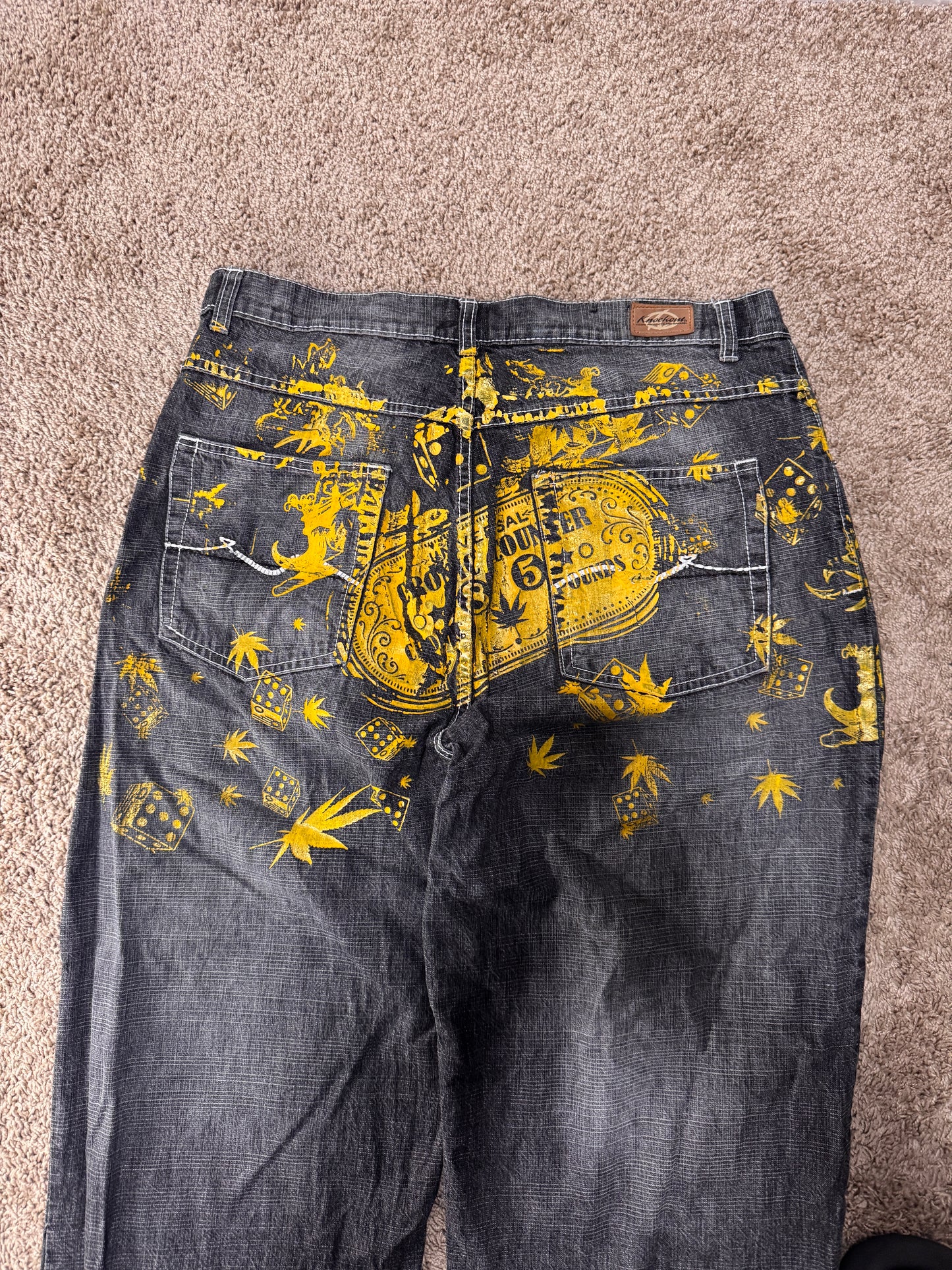 Vintage Y2K Knockout Men’s Baggy Jeans – Size 38x32, Black Denim w/ Gold Graphic Print, Hip Hop Style