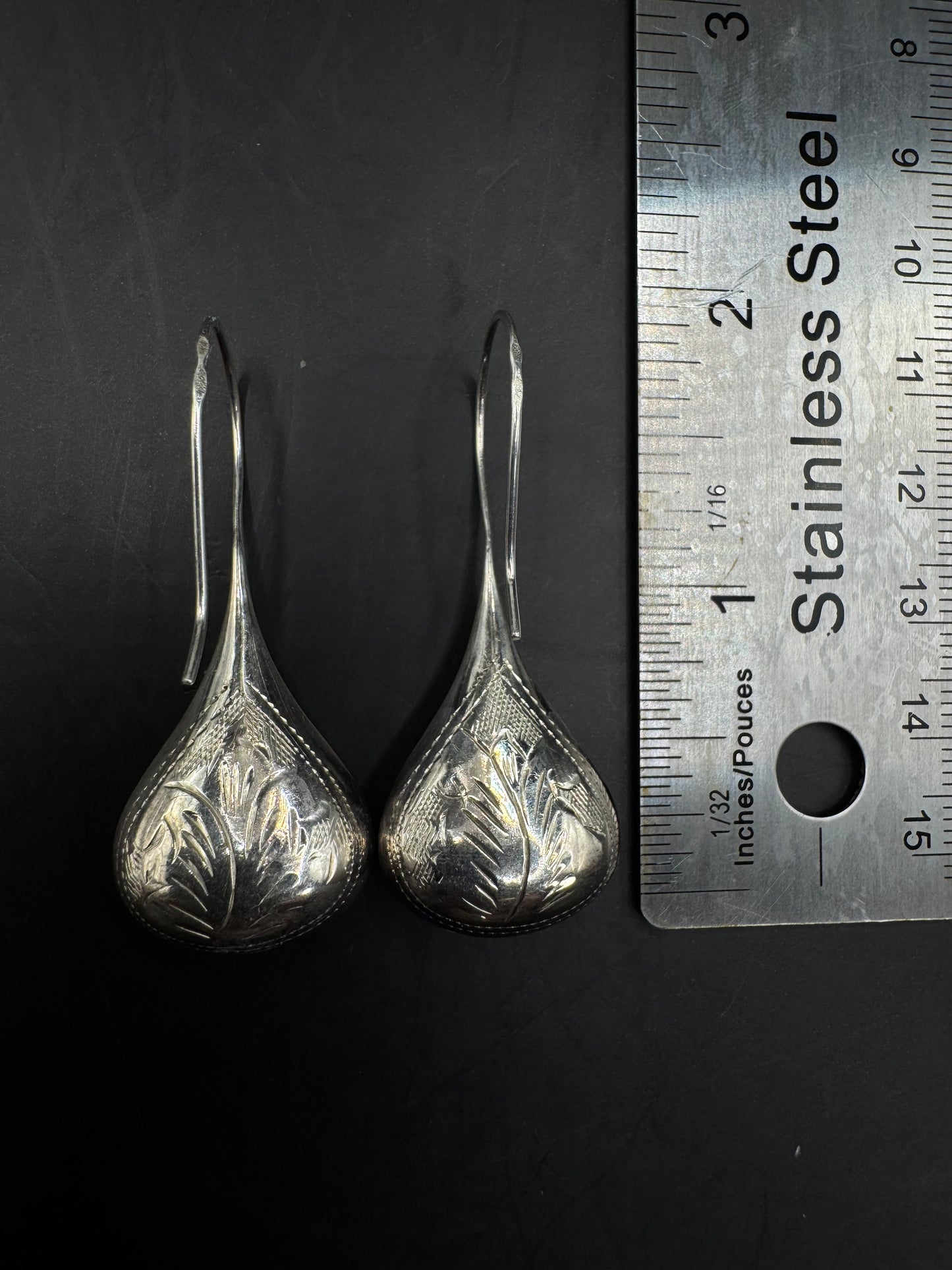Vintage 925 Sterling Silver Teardrop Earrings – Etched Floral Design