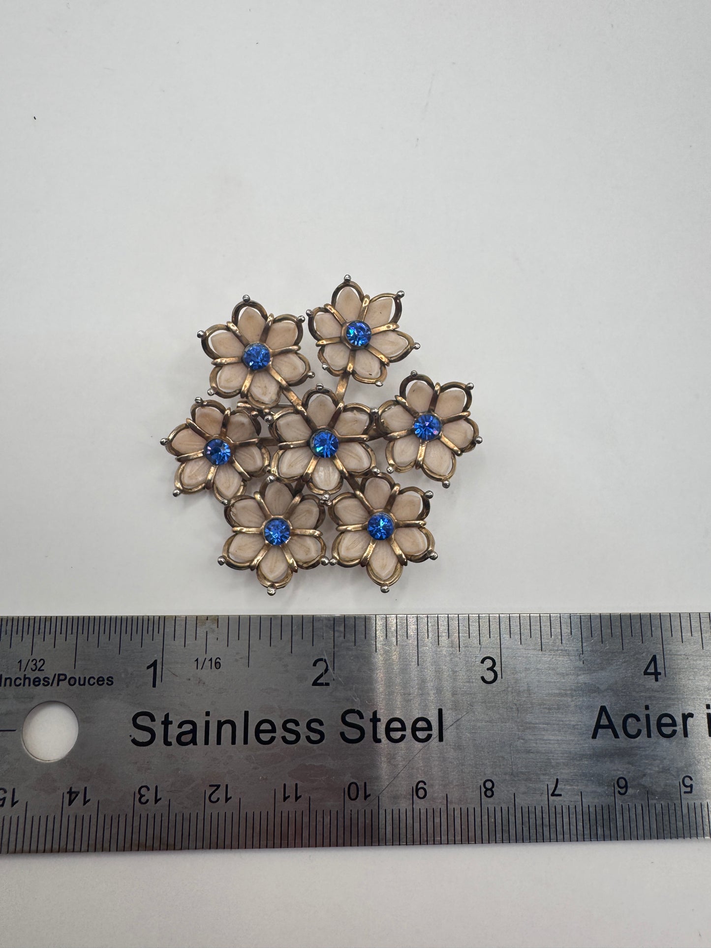 Vintage 1940s–1950s Floral Brooch with Blue Rhinestones