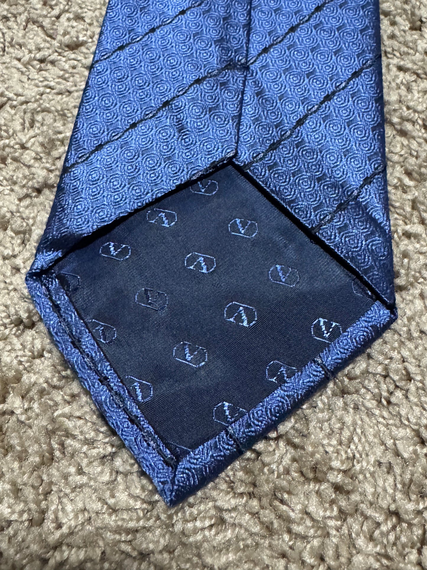 Vintage Valentino Cravatte 100% Silk Blue Geometric Striped Tie Made in Italy 55” x 4”
