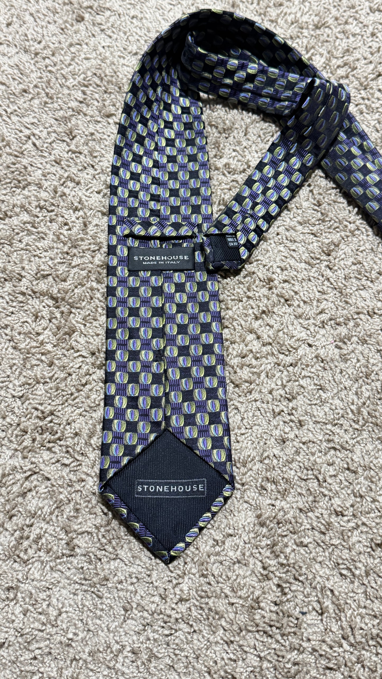 Vintage Stone House Made in Italy 100% Silk Tie – Geometric Medallion Pattern Designer Necktie Purple Green 59” x 3.5”