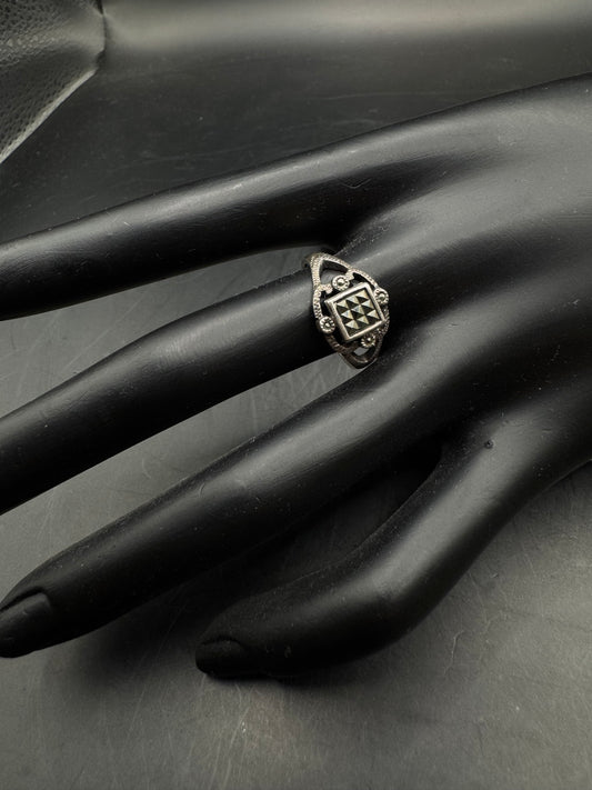 Marcasite Ring Vintage - Size 8