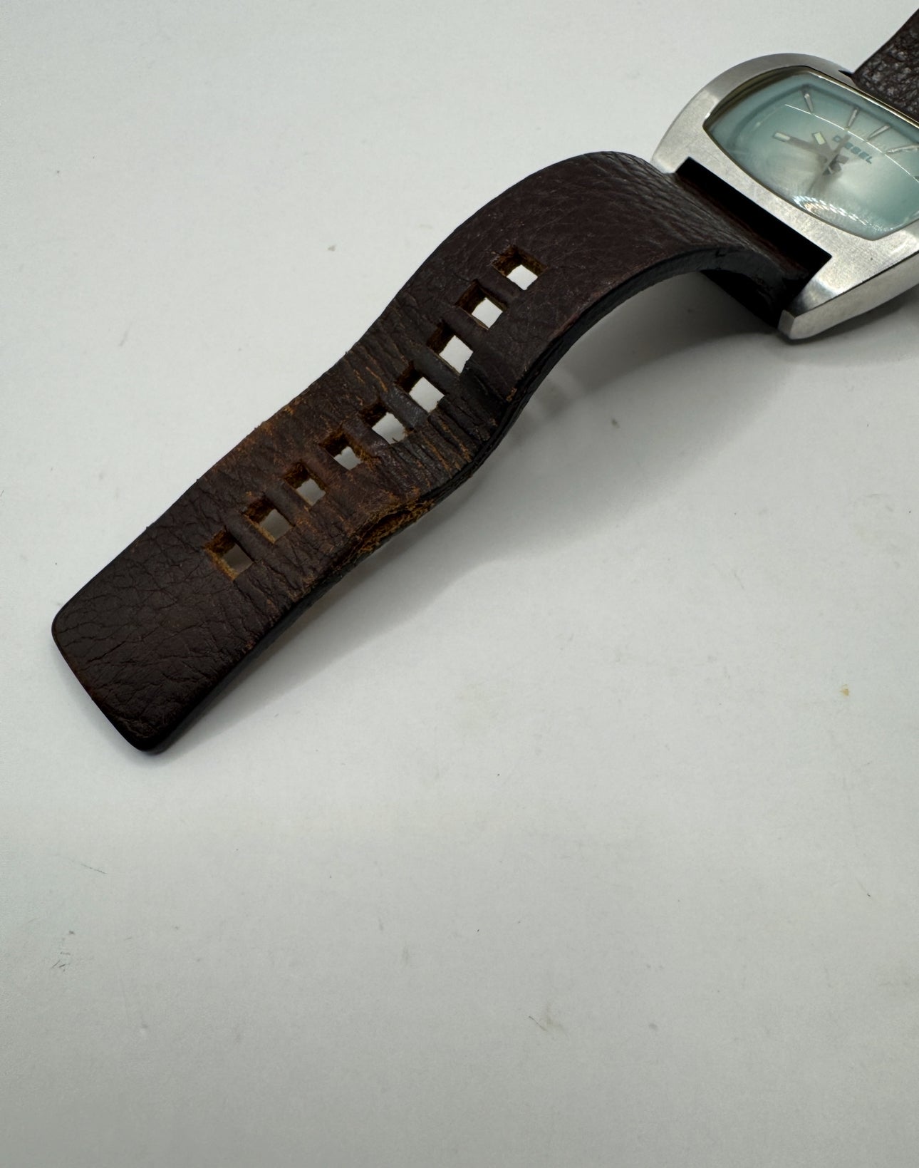 Rare Vintage Men’s Diesel Watch DZ-2039 – Bold Style, Iconic Design