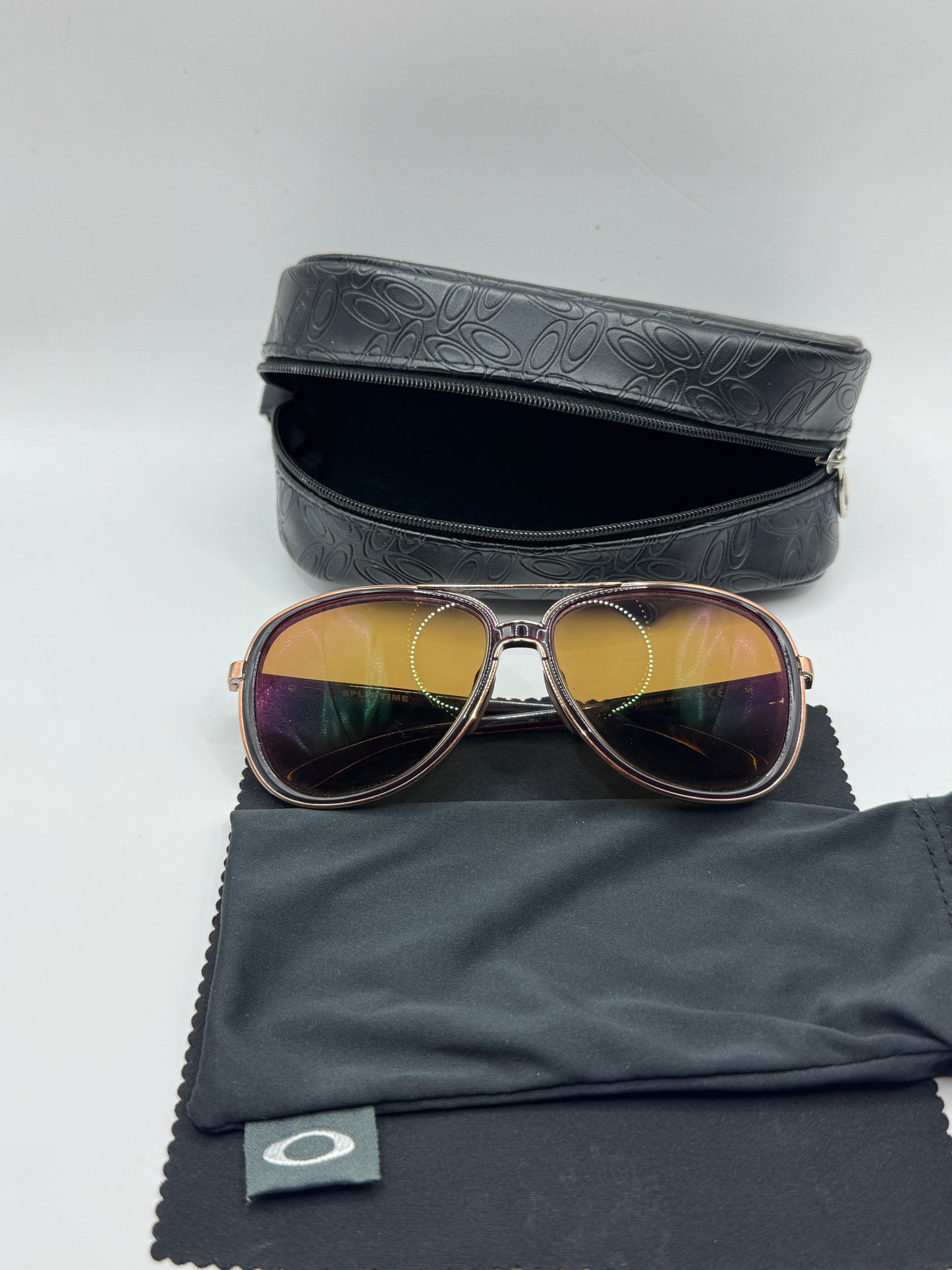 Oakley Split Time OO4129-0258 Women’s Aviator Sunglasses w/ Case – Excellent Condition