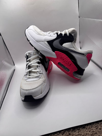 Nike Women’s Air Max Sneakers – Size US 9, White/Black/Pink, Retro Runner Style
