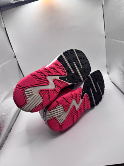 Nike Women’s Air Max Sneakers – Size US 9, White/Black/Pink, Retro Runner Style