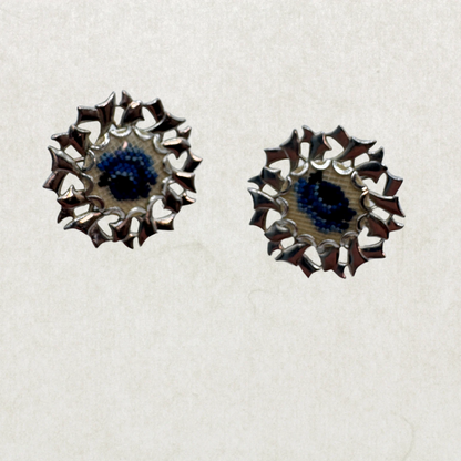 Vintage Silver Tone Clip-On Earrings – Elegant Retro Style