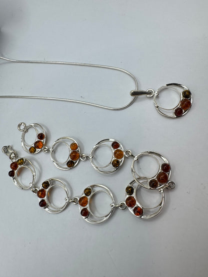 Silver 925 Amber Circle Necklace and Bracelet Set