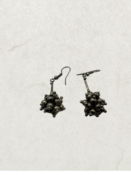 Vintage Silver Tone Drop Earrings – Brutalist Cluster Design, Mid Century 60s–70s