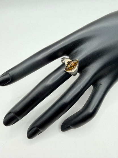 Golden Leaf Amber Ring — Size 9.5