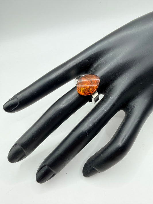 Amber Glow Oval Ring — Size 6.5