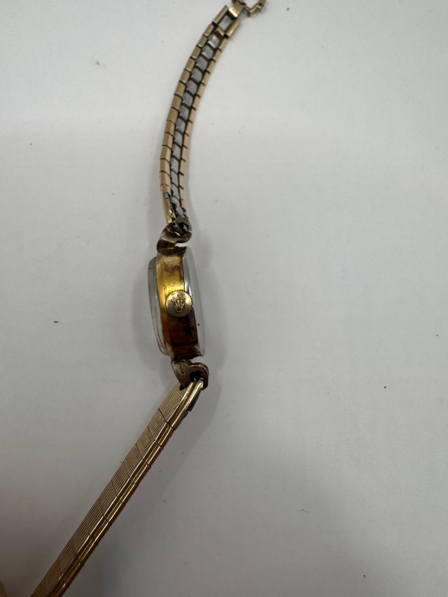 Vintage Tudor Mechanical Women’s Watch – Gold-Tone, Not Working