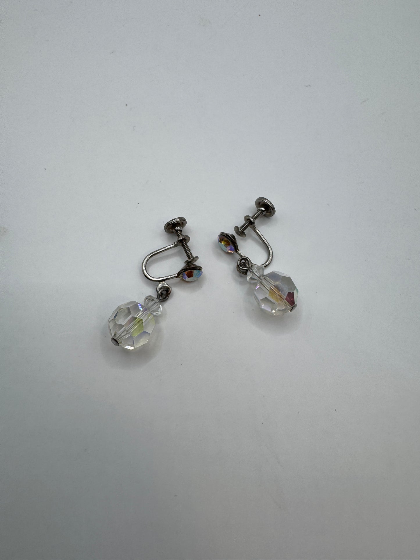 Vintage Rhinestone Clip Earrings – Sparkling Retro Elegance