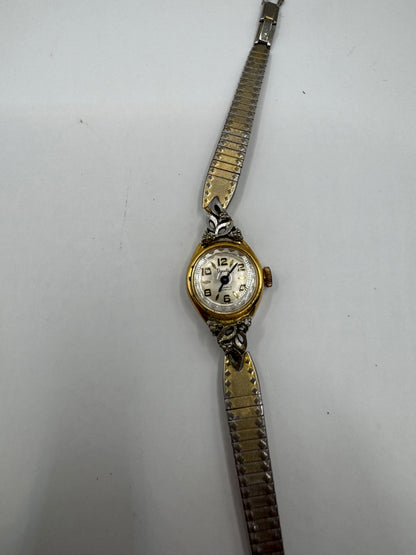 Vintage Dynasty Ladies’ Watch – Two-Tone, Mechanical, Excellent Condition