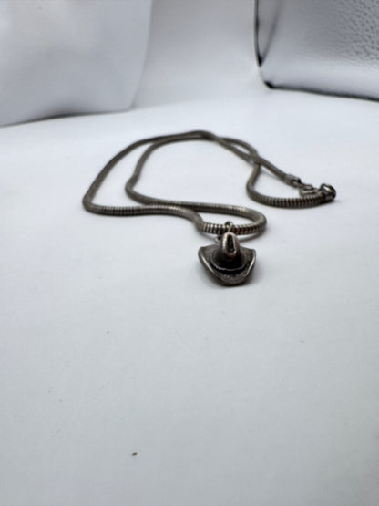 Vintage Heavy Sterling Silver Hat Pendant Necklace – Excellent Condition