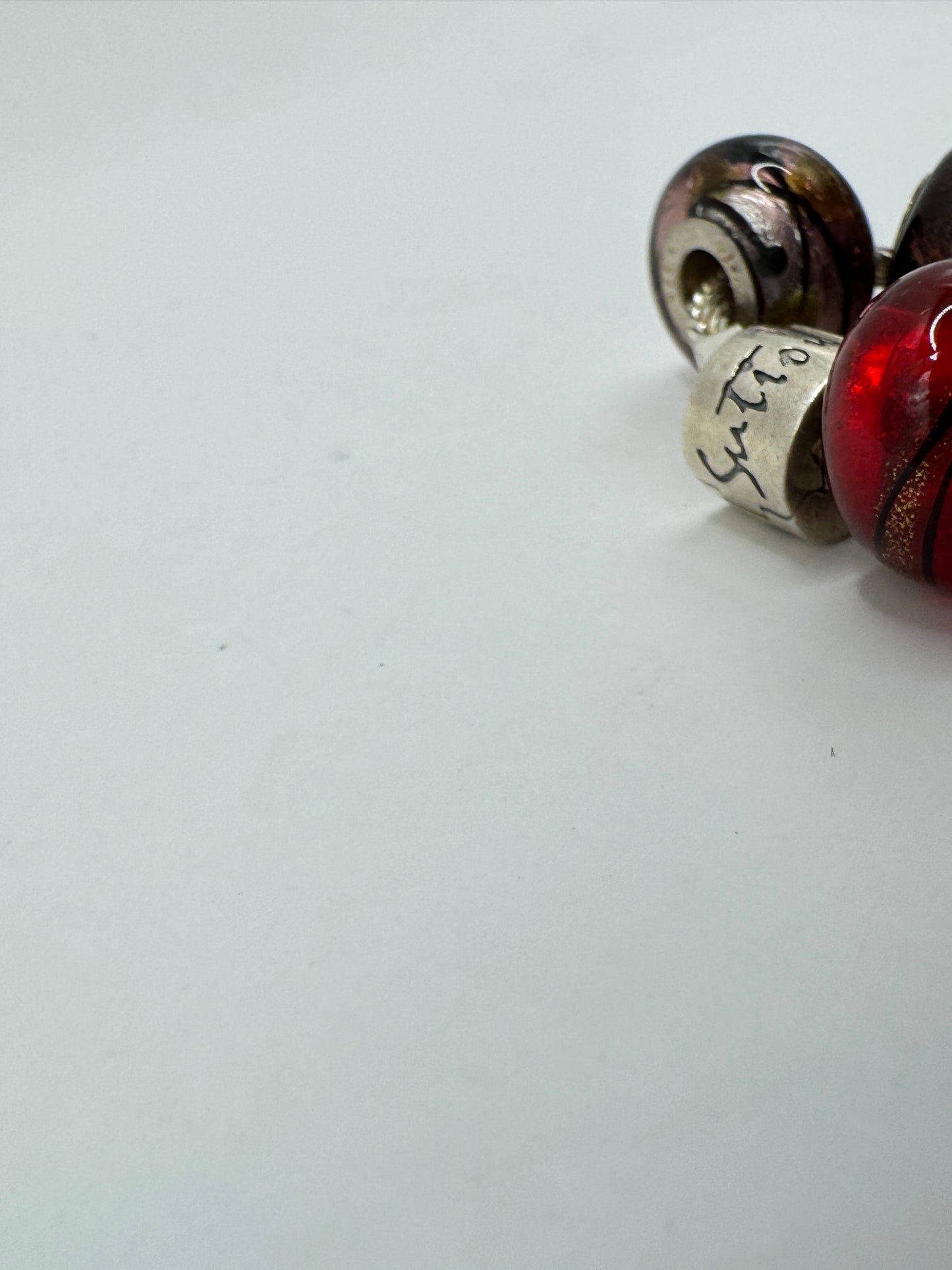 Vintage Rhona Sutton Sterling Silver Murano Glass Charm Bracelet – Red & Black European Beads