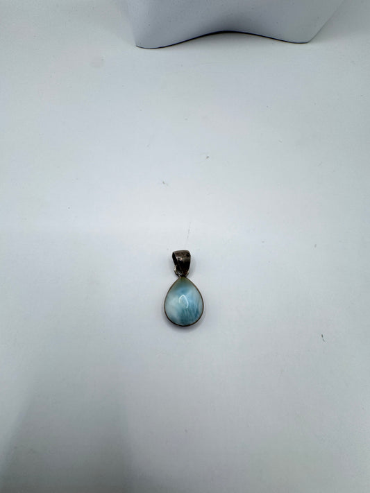 Vintage Sterling Silver Larimar Gemstone Pendant – Excellent Condition