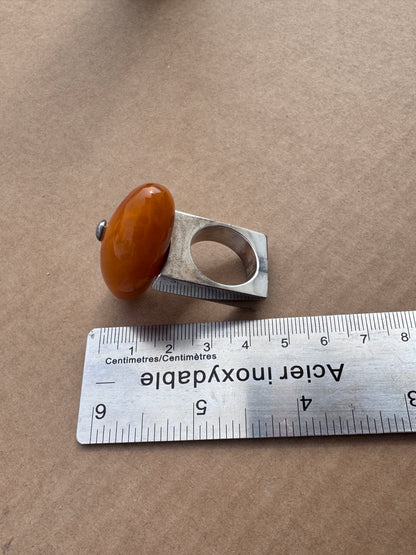 Vintage Mogens Godskesen Large Sterling Silver Modernist Ring with Butterscotch Baltic Amber, 1970s – Size 9