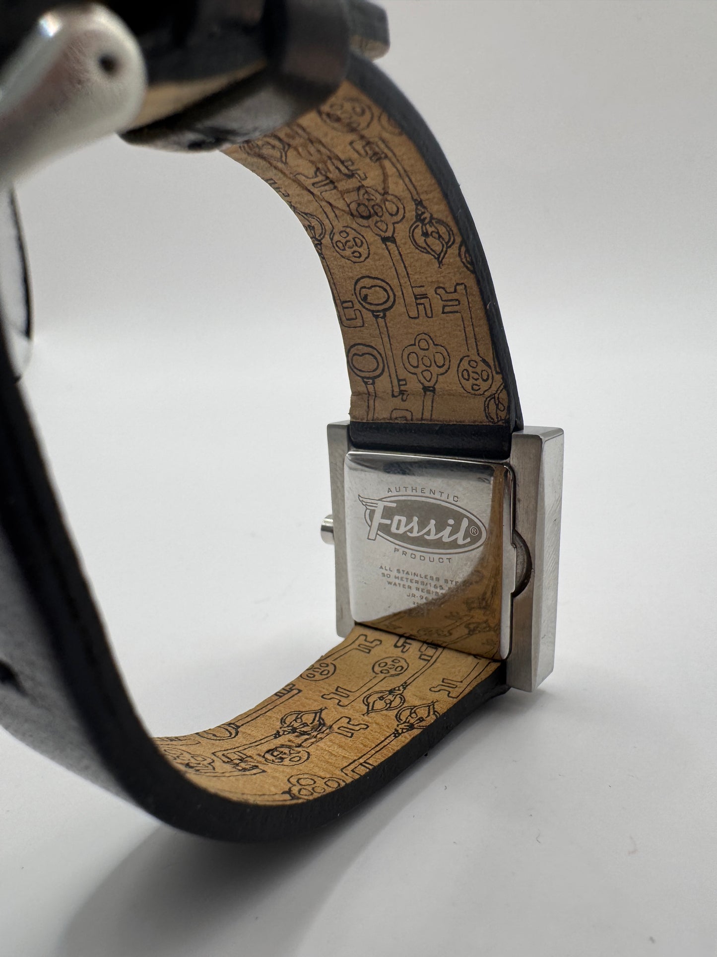 Fossil JR-9519 Women’s Watch – Square Silver-Tone Case & Black Leather Strap