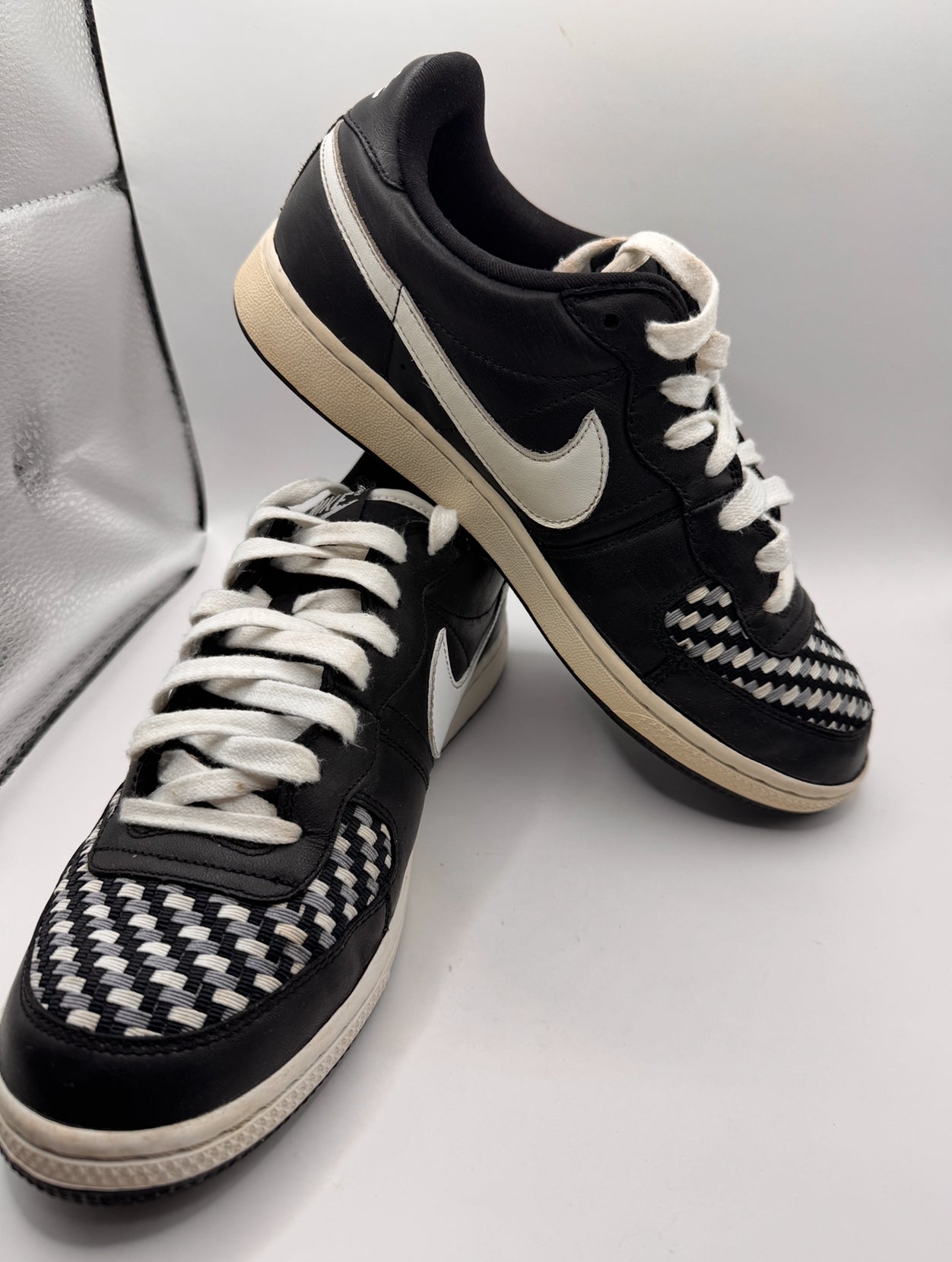 Nike Air Legend Woven Force One Limited – US 8.5 / EU 42