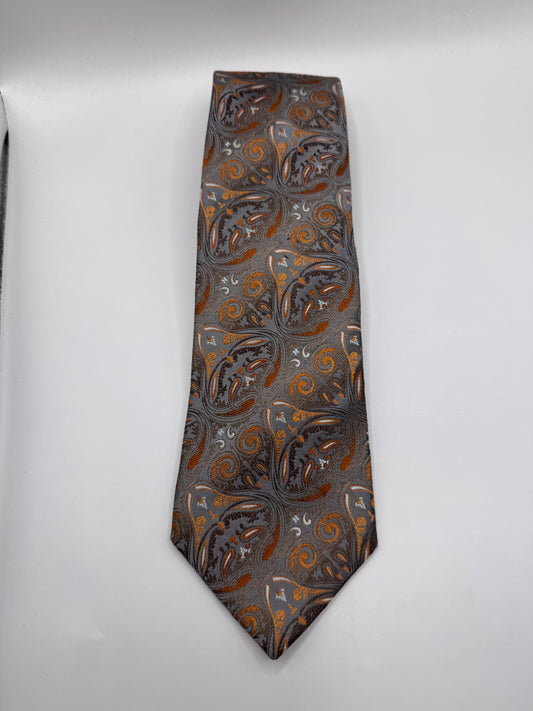 Vintage Van Heusen Silk Tie – 100% Silk, Classic Menswear