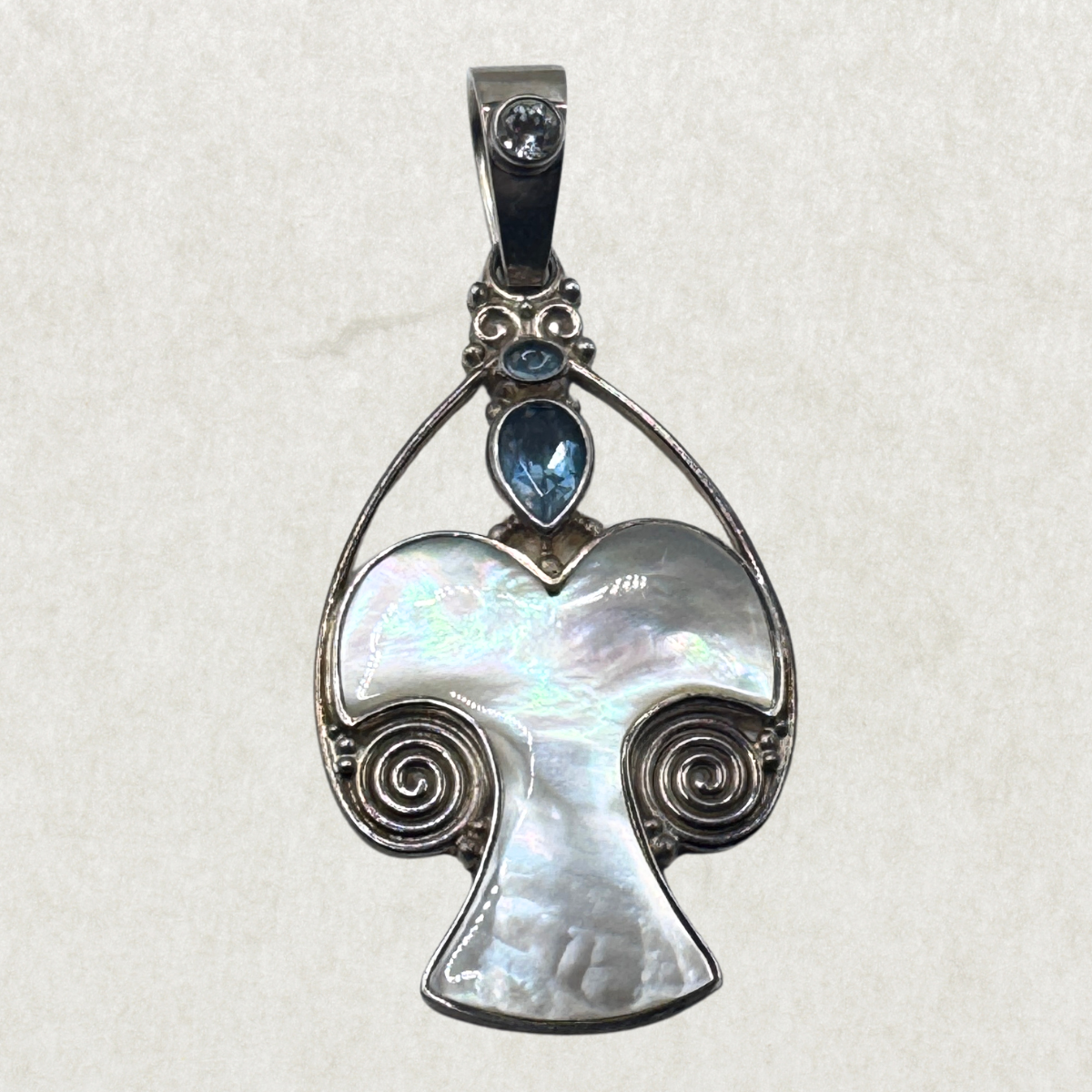 RARE Large Sajen Sterling Silver Mother of Pearl & Topaz Stylized Angel Pendant – Excellent Condition