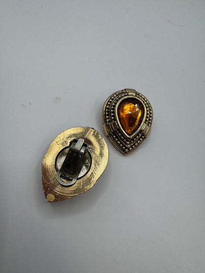 Vintage Art Deco Clip Earrings – Geometric Glamour
