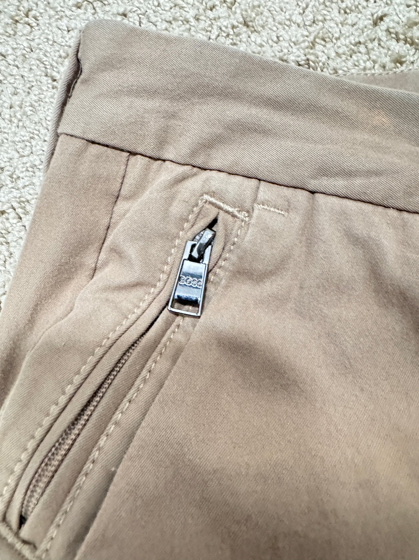 BOSS Hugo Boss Kaito Slim Fit Pants – Size 32R, Taupe/Beige, Dress Chinos