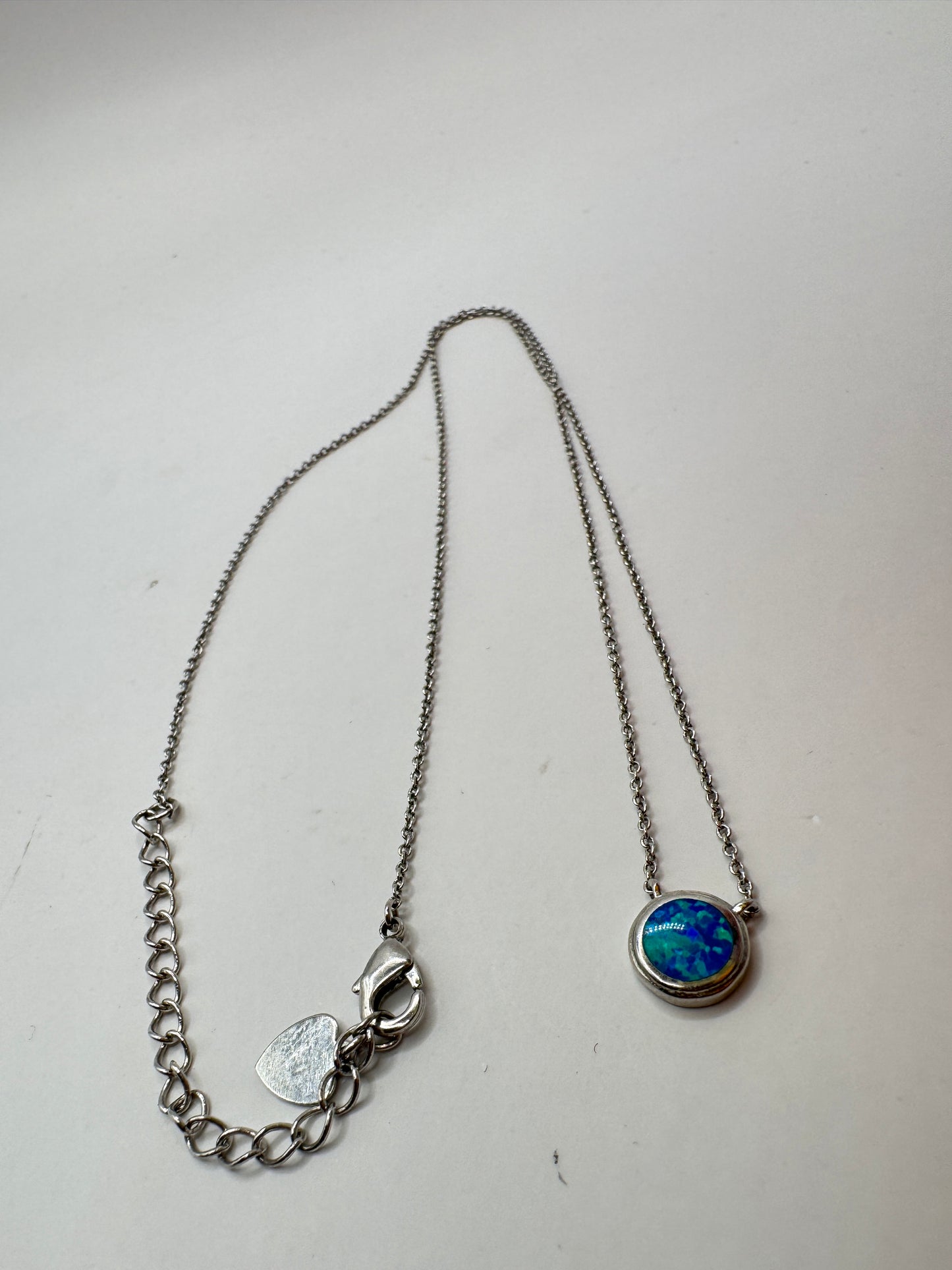 Vintage Sterling Silver Opal Necklace – Excellent Condition
