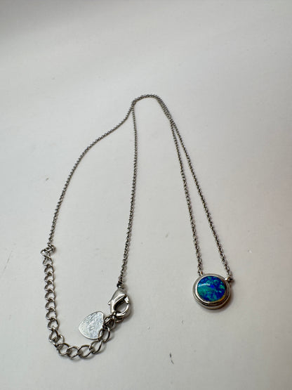 Vintage Sterling Silver Opal Necklace – Excellent Condition
