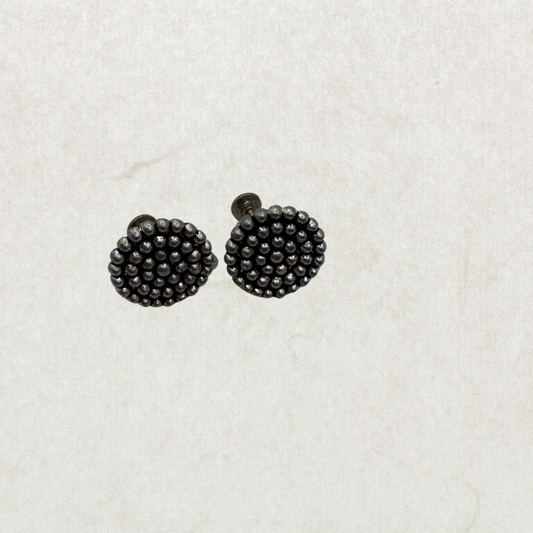 Vintage Silver-Tone Clip Earrings – Timeless Minimalist Design