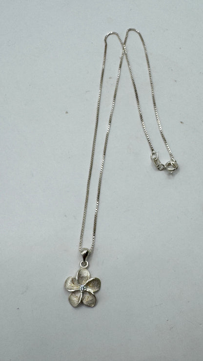 Vintage Sterling Silver Italian Flower Necklace – Delicate Floral Pendant Chain 17”