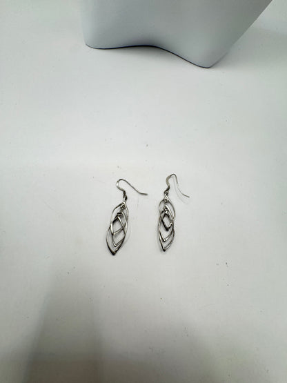 Vintage Sterling Silver Openwork Dangle Earrings – Excellent Condition