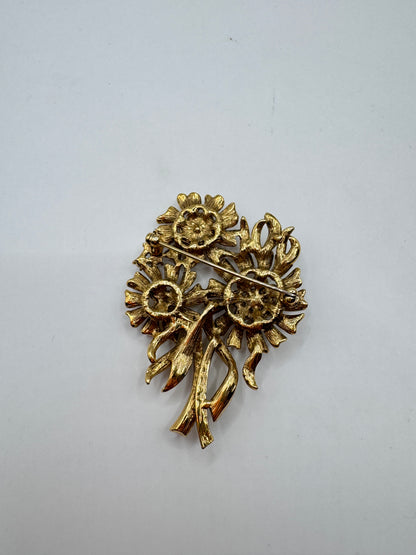 Rare MONET Vintage Flower Brooch – Pearls & Rhinestones, Signed 1960s