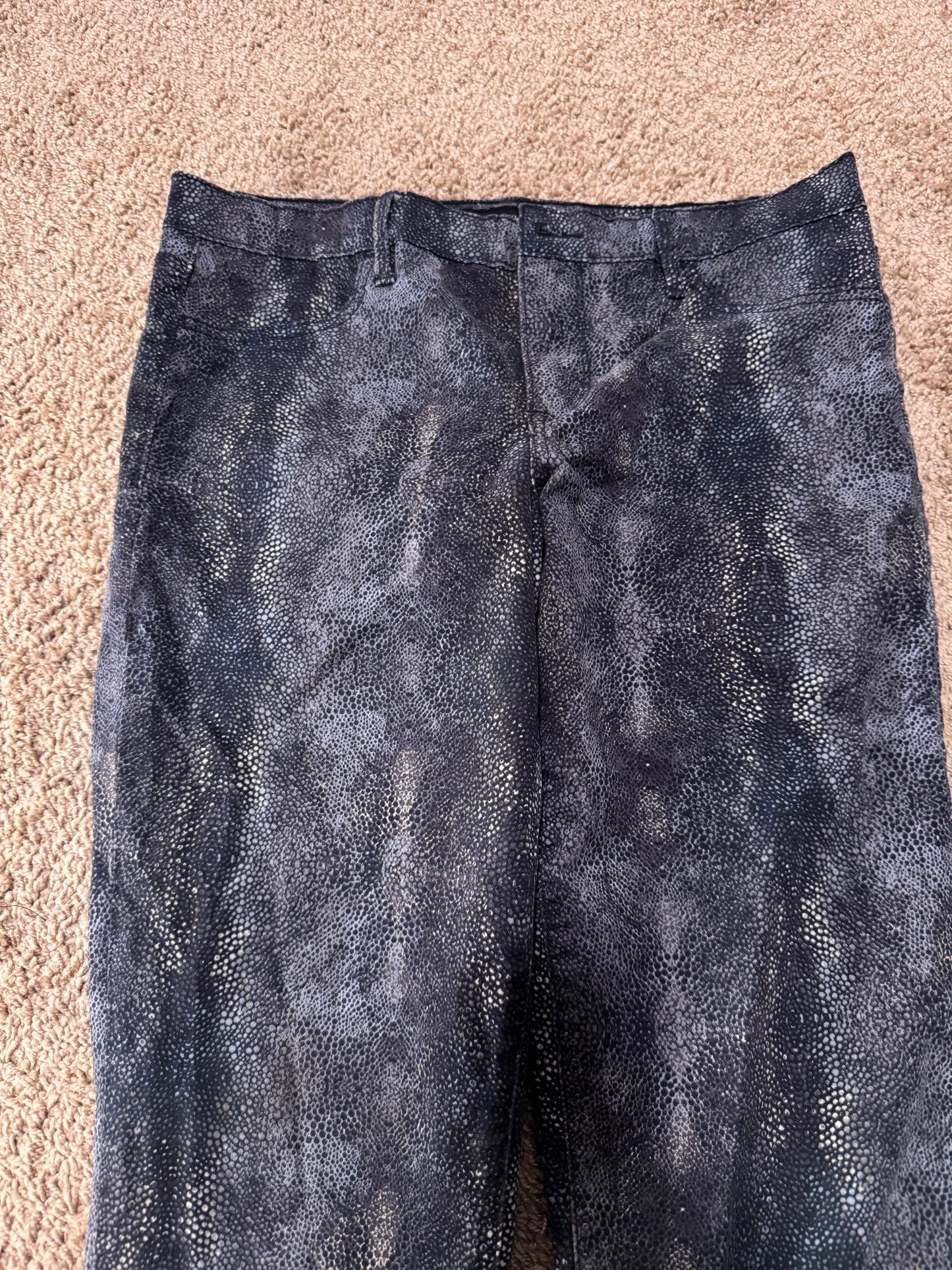 Calvin Klein Jeans Women’s Jeggings – Size 12, Blue Snake-Print Wash, Skinny Fit