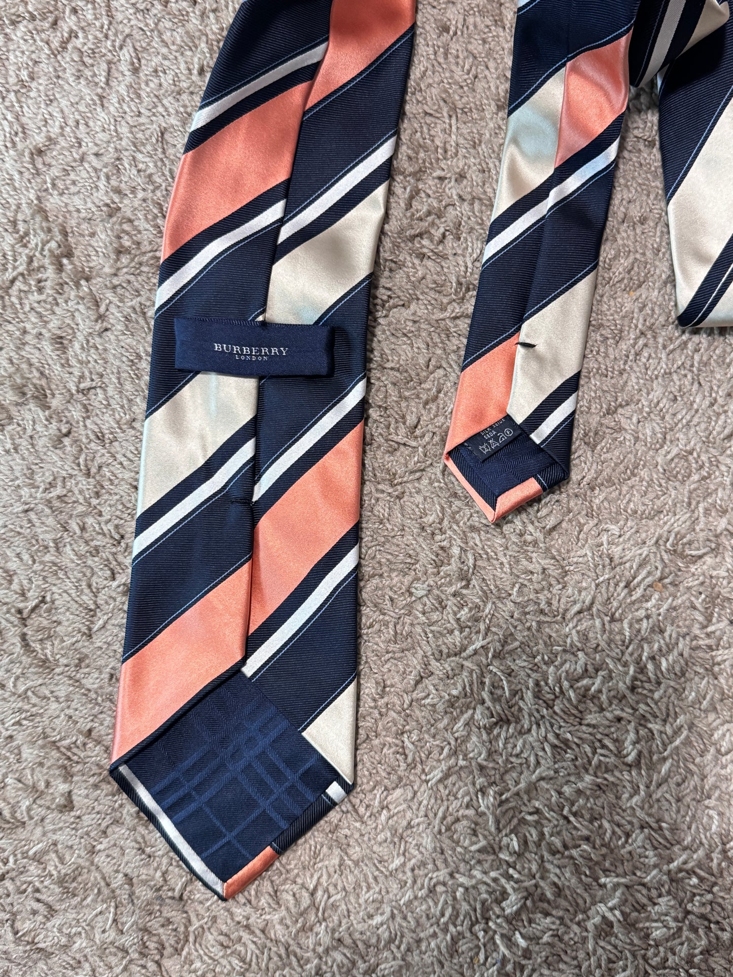 Burberry London 100% Silk Striped Tie, 58” x 4” – Excellent Condition