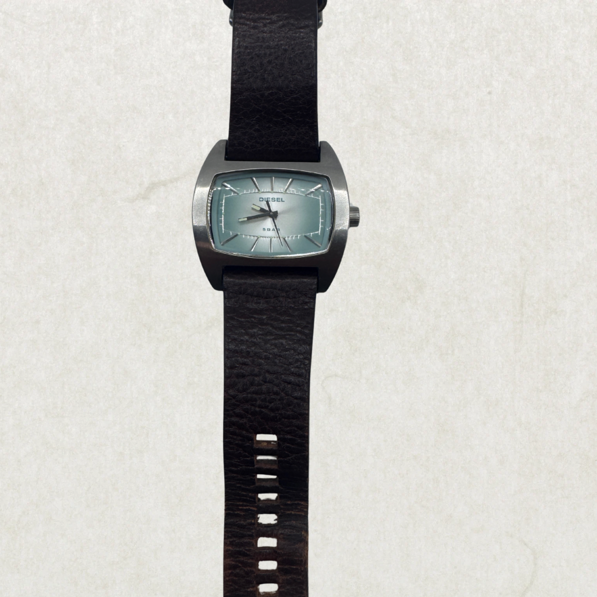 Rare Vintage Men’s Diesel Watch DZ-2039 – Bold Style, Iconic Design